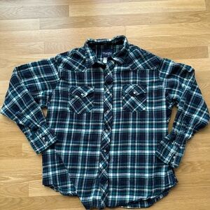 Wrangler Men's Navy and Teal Plaid Button Down Shirt western pearl snap